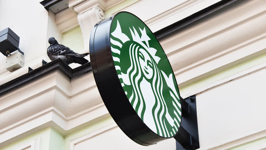 Фото - В логотипе российской замены Starbucks увидели «все дизайнерское зло мира»