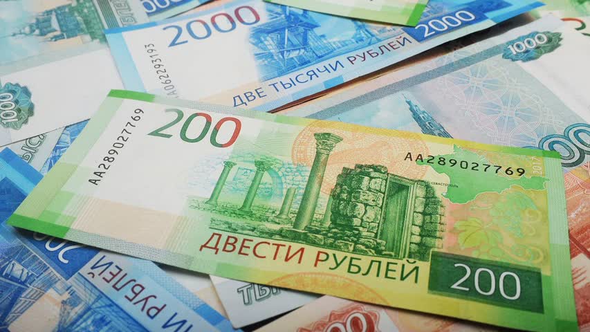 Фото - Аналитик назвал выгодный для России курс доллара